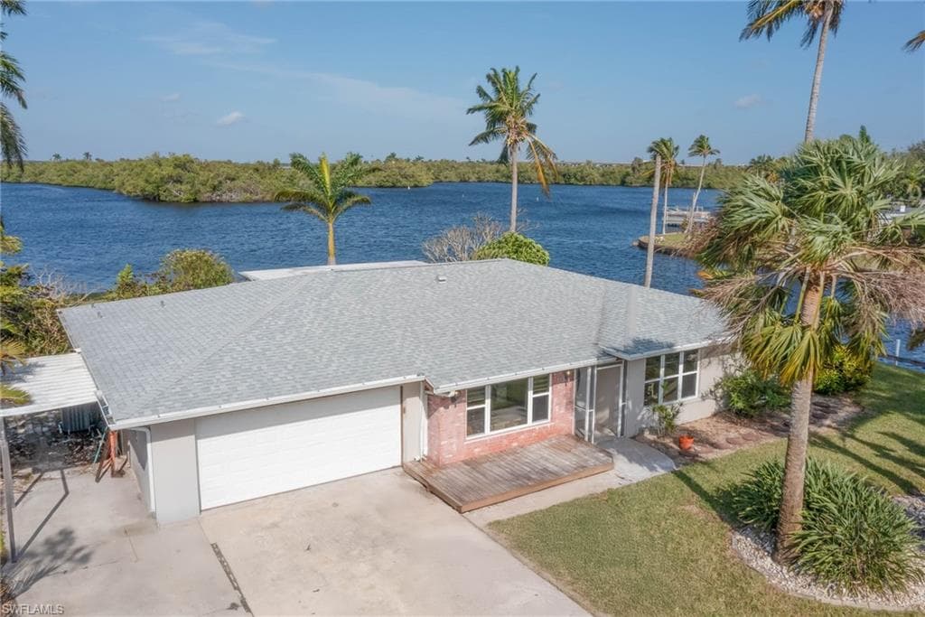 337 Shore DR FORT MYERS, FL 33905