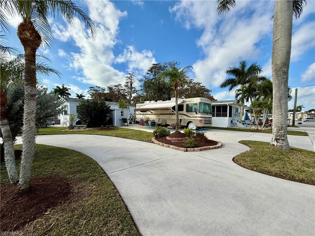 449 Cheetah DR NAPLES, FL 34114
