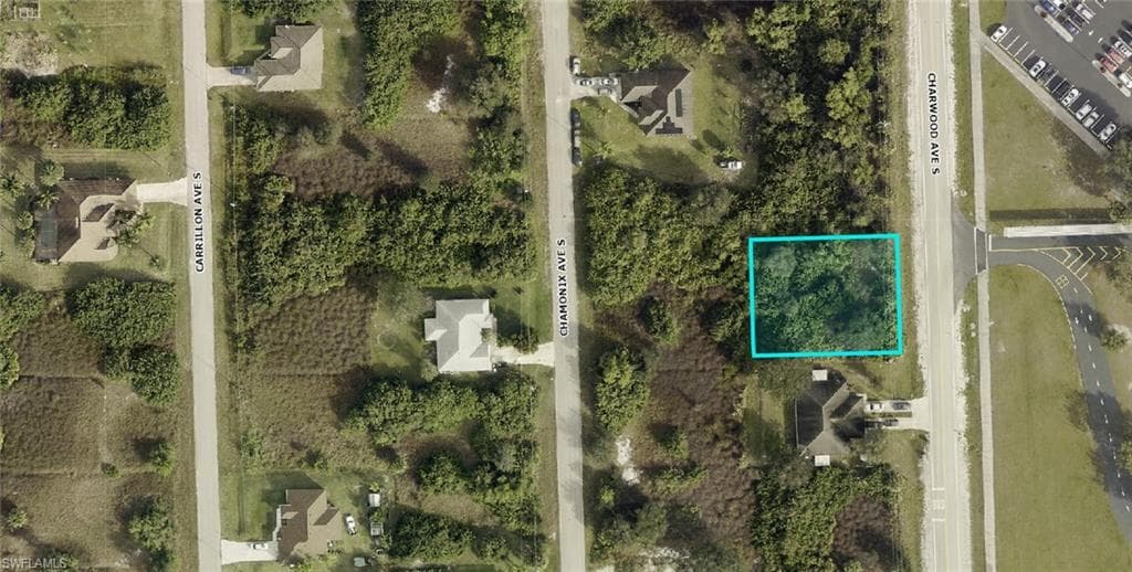 518/520 Charwood AVE S LEHIGH ACRES, FL 33974