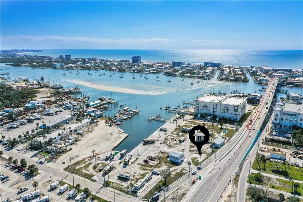 19281 #34 San Carlos BLVD FORT MYERS BEACH, FL 33931