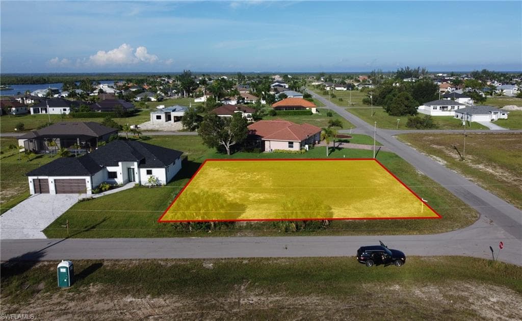 2734 NW 41st AVE CAPE CORAL, FL 33993