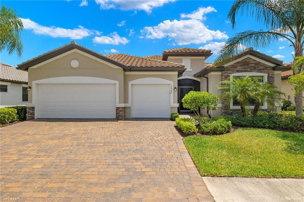 11965 Bay Oak DR FORT MYERS, FL 33913