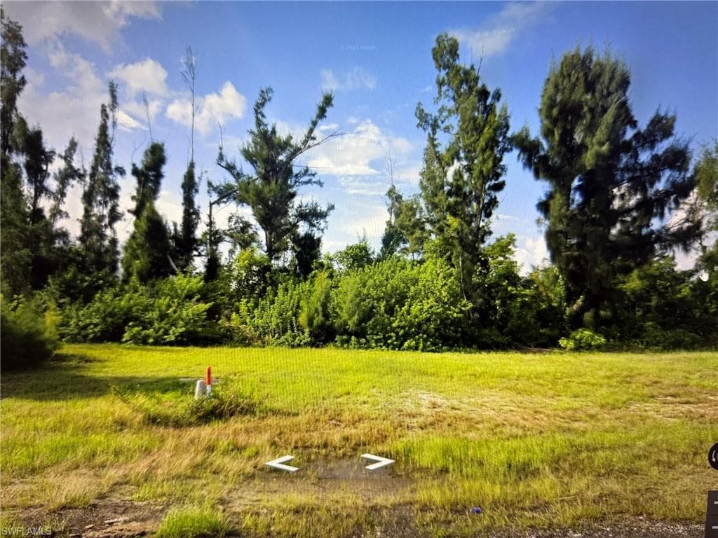 1608 SW 4th ST CAPE CORAL, FL 33991