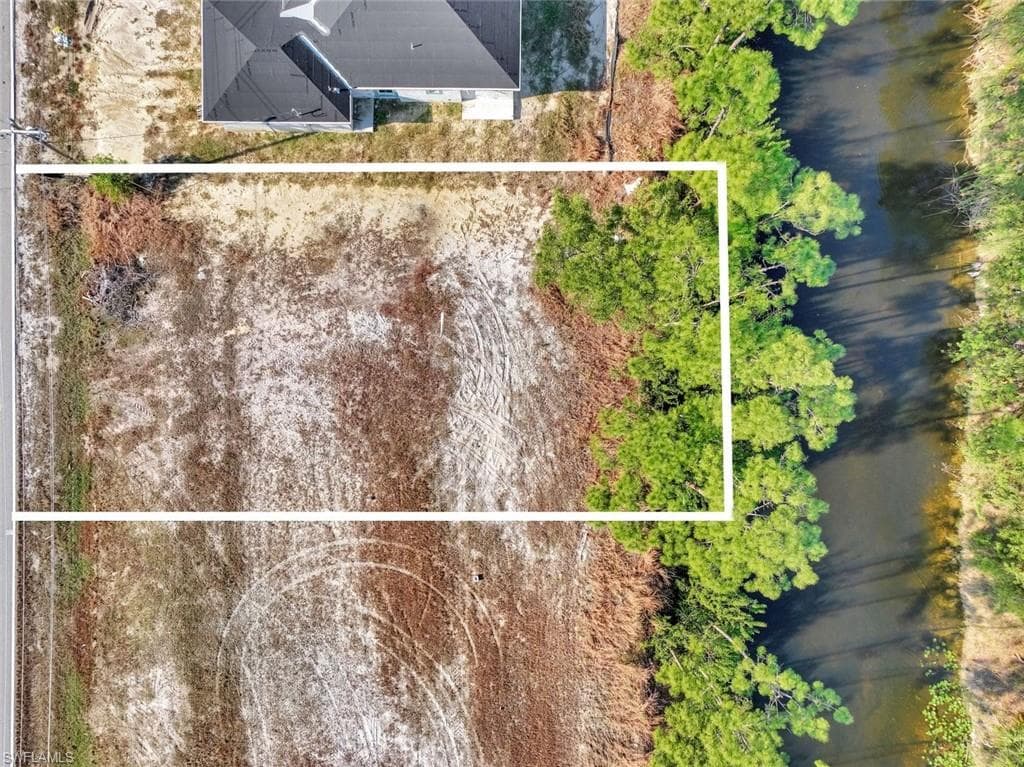 47 Wilmington PKWY CAPE CORAL, FL 33993