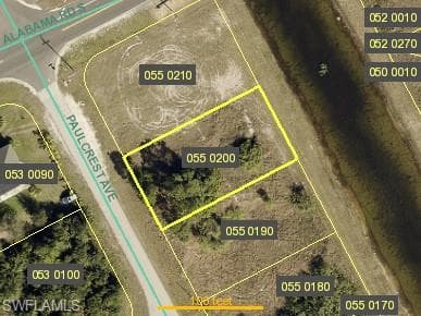 363 Paulcrest AVE LEHIGH ACRES, FL 33974