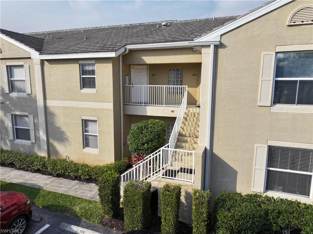12065 Summergate CIR 203 FORT MYERS, FL 33913