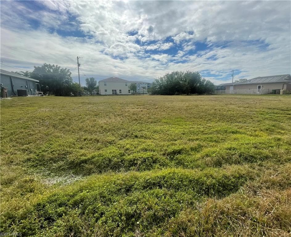 1816 SW 36th TER CAPE CORAL, FL 33914
