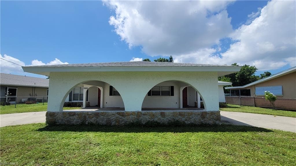 1628 Orchid BLVD CAPE CORAL, FL 33904