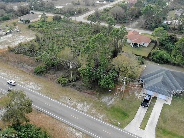 410-412 Bell BLVD S LEHIGH ACRES, FL 33974