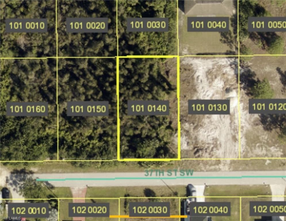 2610 37th ST SW LEHIGH ACRES, FL 33976