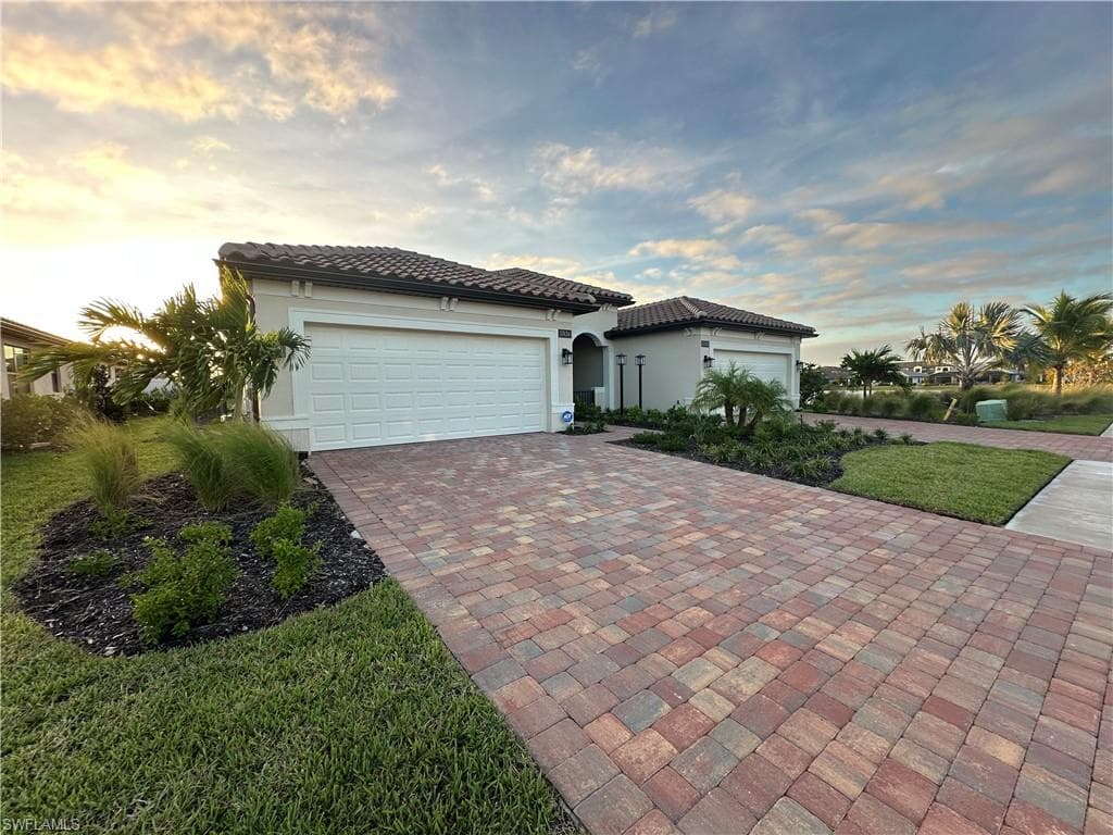 17434 Caravita LN FORT MYERS, FL 33913