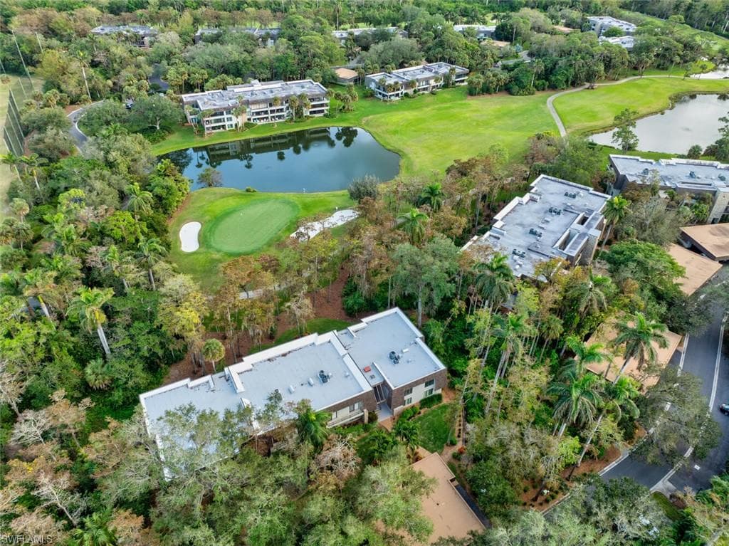 101 Clubhouse LN 281 NAPLES, FL 34105