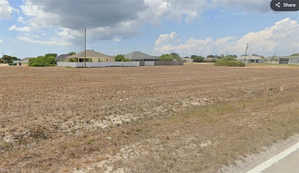 922 Santa Barbara BLVD N CAPE CORAL, FL 33993