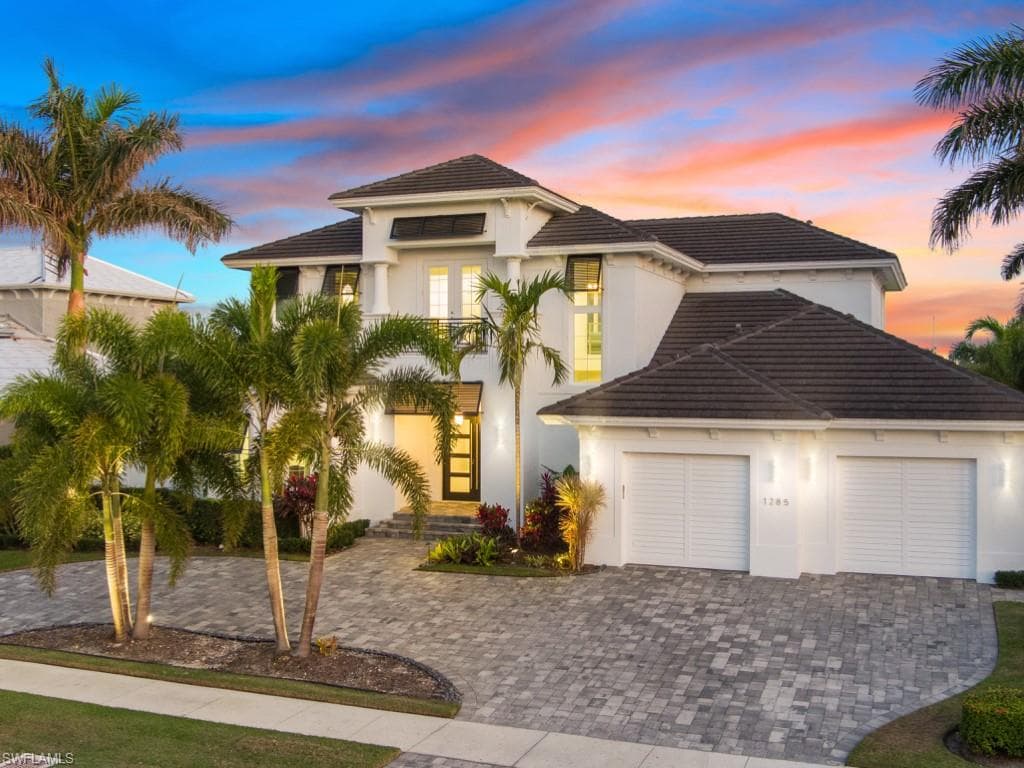 1285 Martinique CT MARCO ISLAND, FL 34145