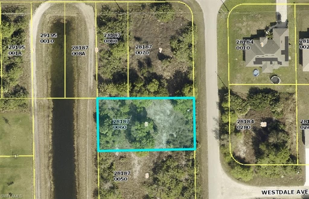 1871 Tobin ST LEHIGH ACRES, FL 33972
