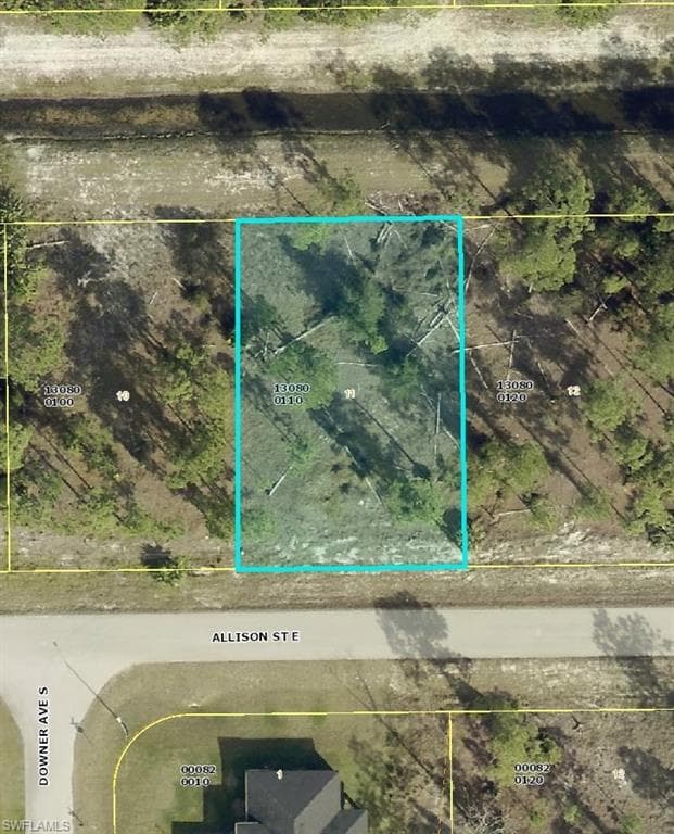 525 Allison ST E LEHIGH ACRES, FL 33974