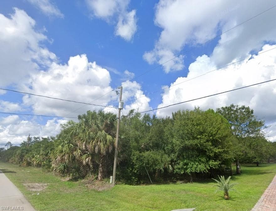 120 18th ST SE NAPLES, FL 34117