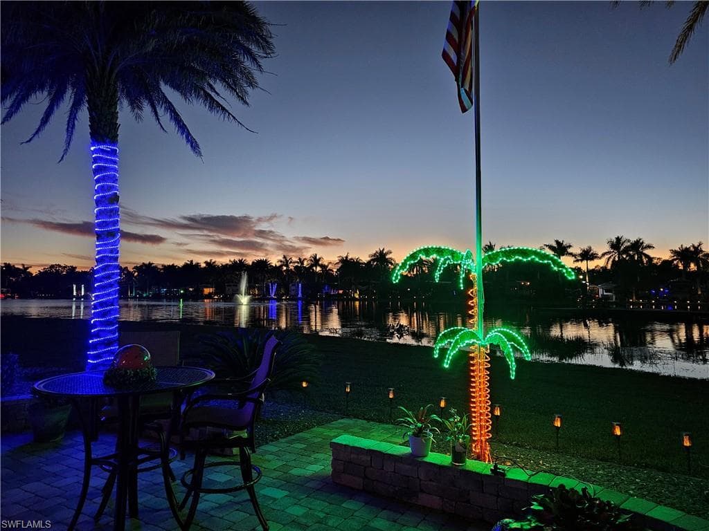 5204 Pineland Daisy TRL FORT MYERS, FL 33905