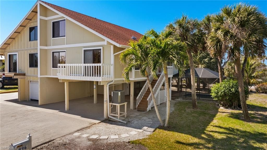 996 Greenwood CT N SANIBEL, FL 33957