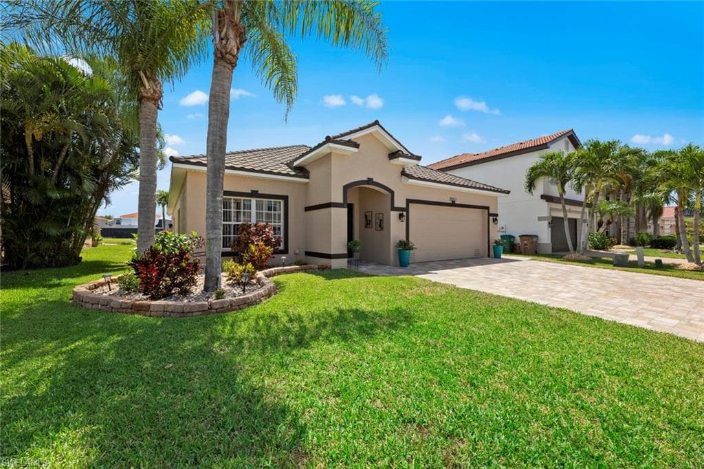 2051 Willow Branch DR CAPE CORAL, FL 33991