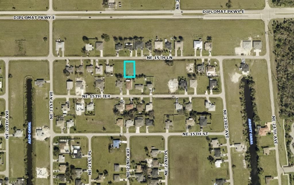 2128 NE 15th LN CAPE CORAL, FL 33909