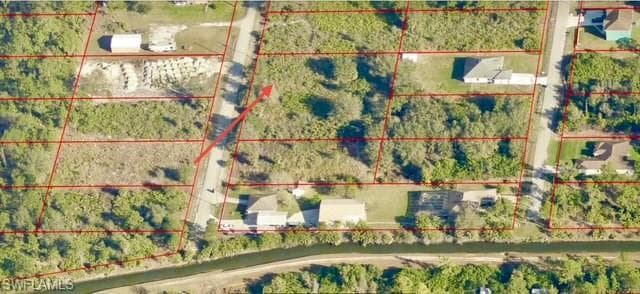 1206 Oak AVE LEHIGH ACRES, FL 33972