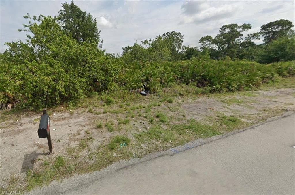 1145 Earhart ST E LEHIGH ACRES, FL 33974