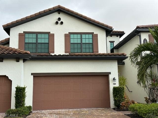 12048 HAWTHORN LAKE DR 201 FORT MYERS, FL 33913