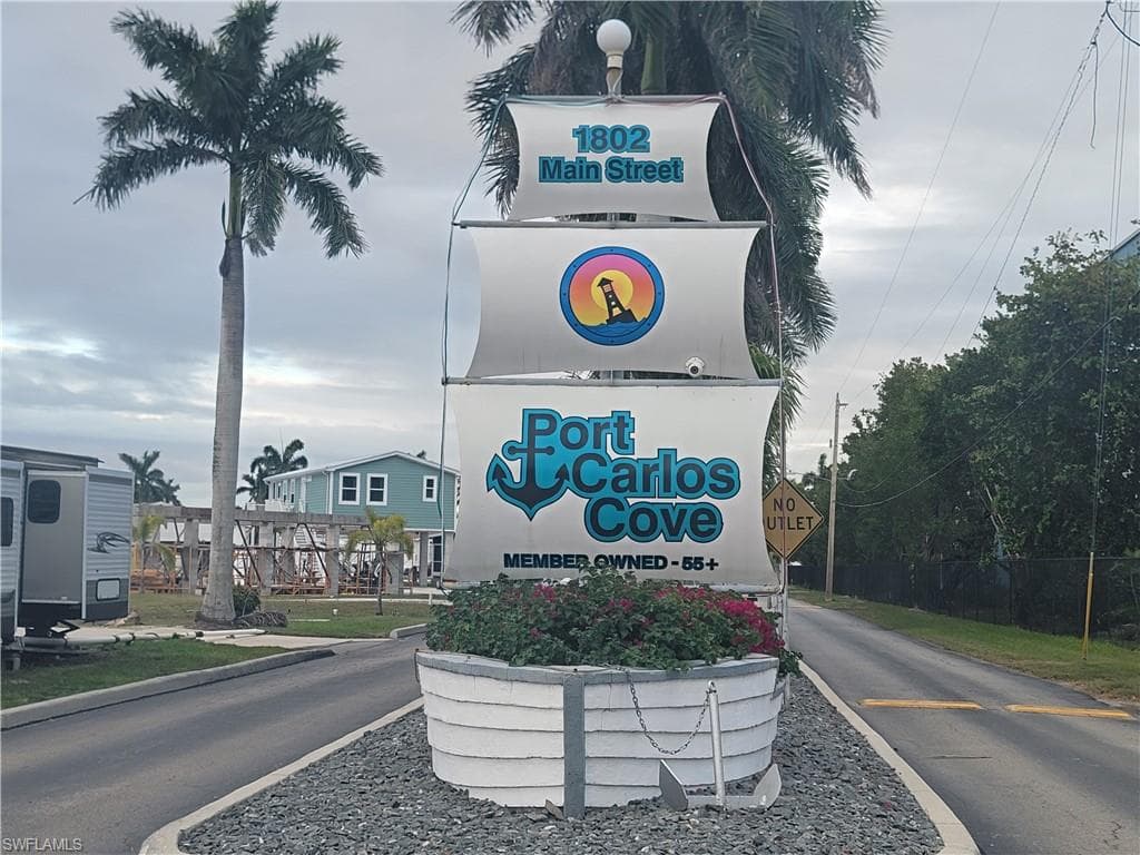 137 Garcia WAY FORT MYERS BEACH, FL 33931