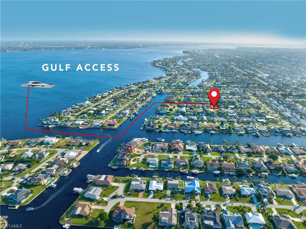 2022 SE 29th ST CAPE CORAL, FL 33904