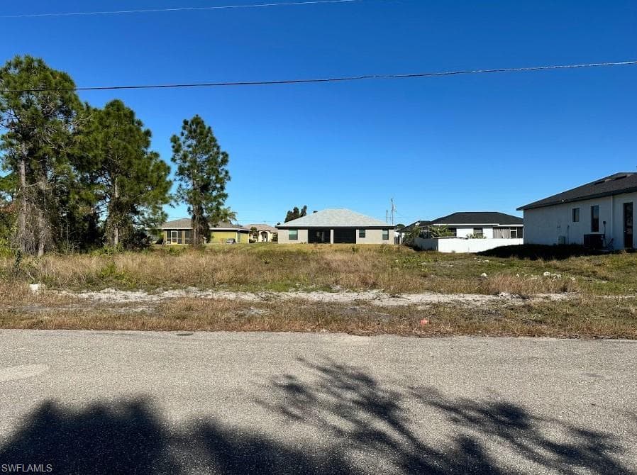 2606 26th ST SW LEHIGH ACRES, FL 33976