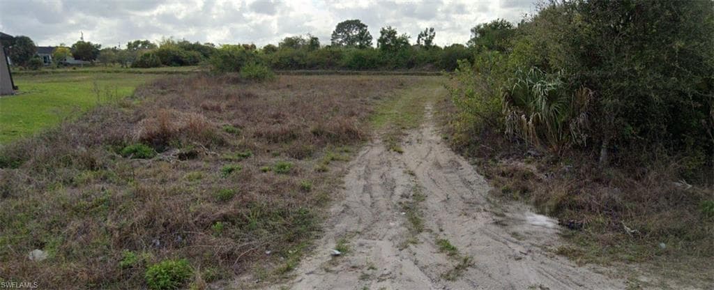 1001 Albert AVE LEHIGH ACRES, FL 33971