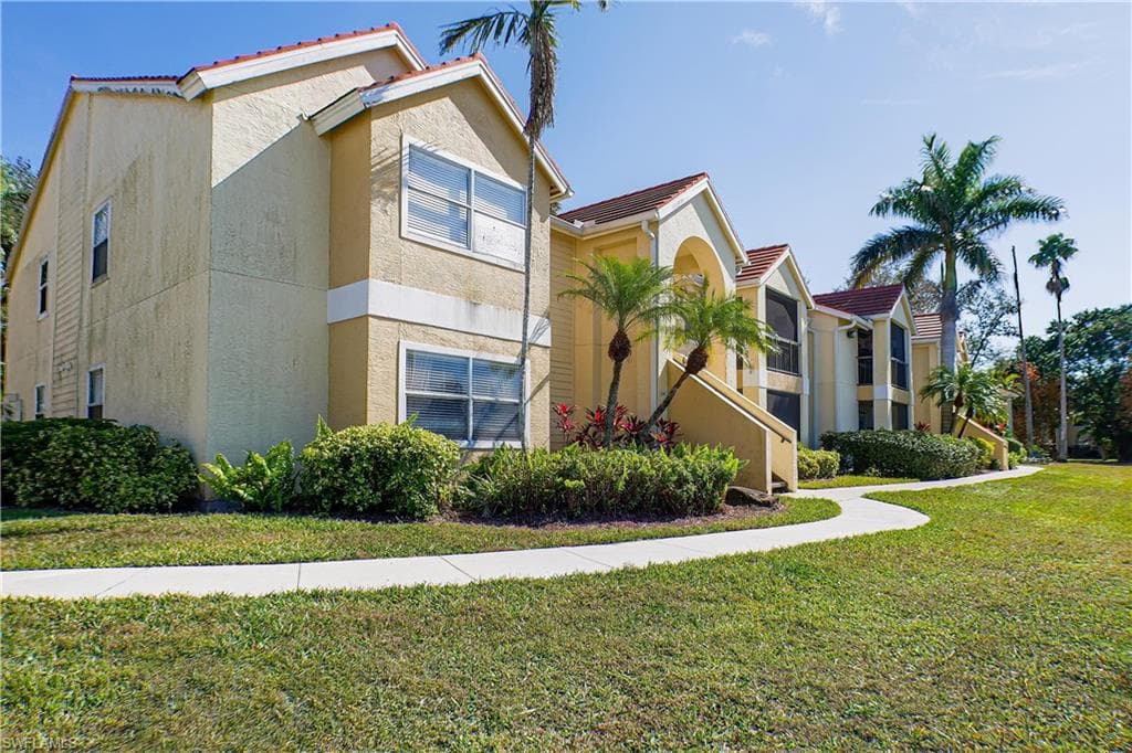 12540 equestrian CIR 511 FORT MYERS, FL 33907