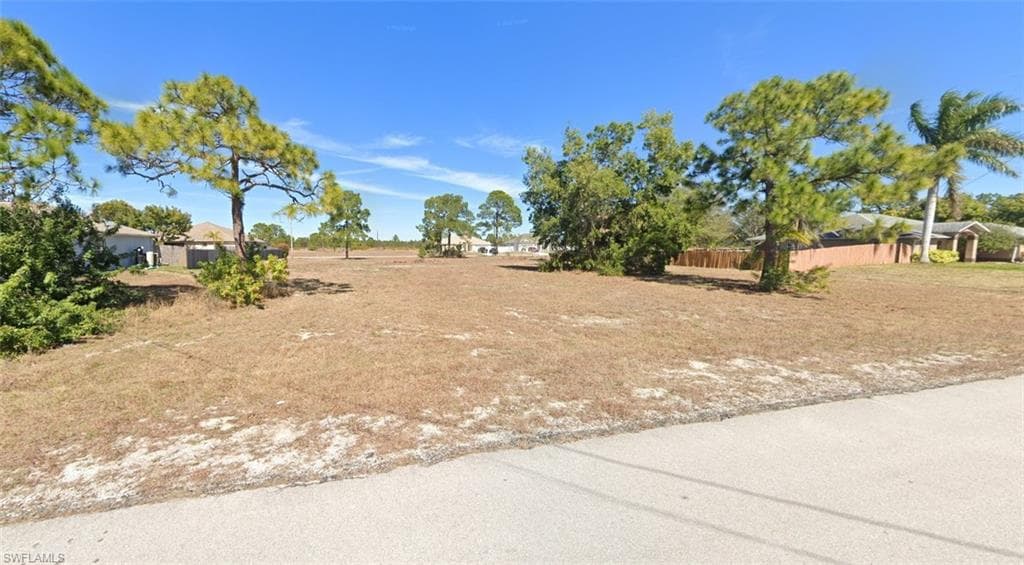 1843 NW 31st ST CAPE CORAL, FL 33993