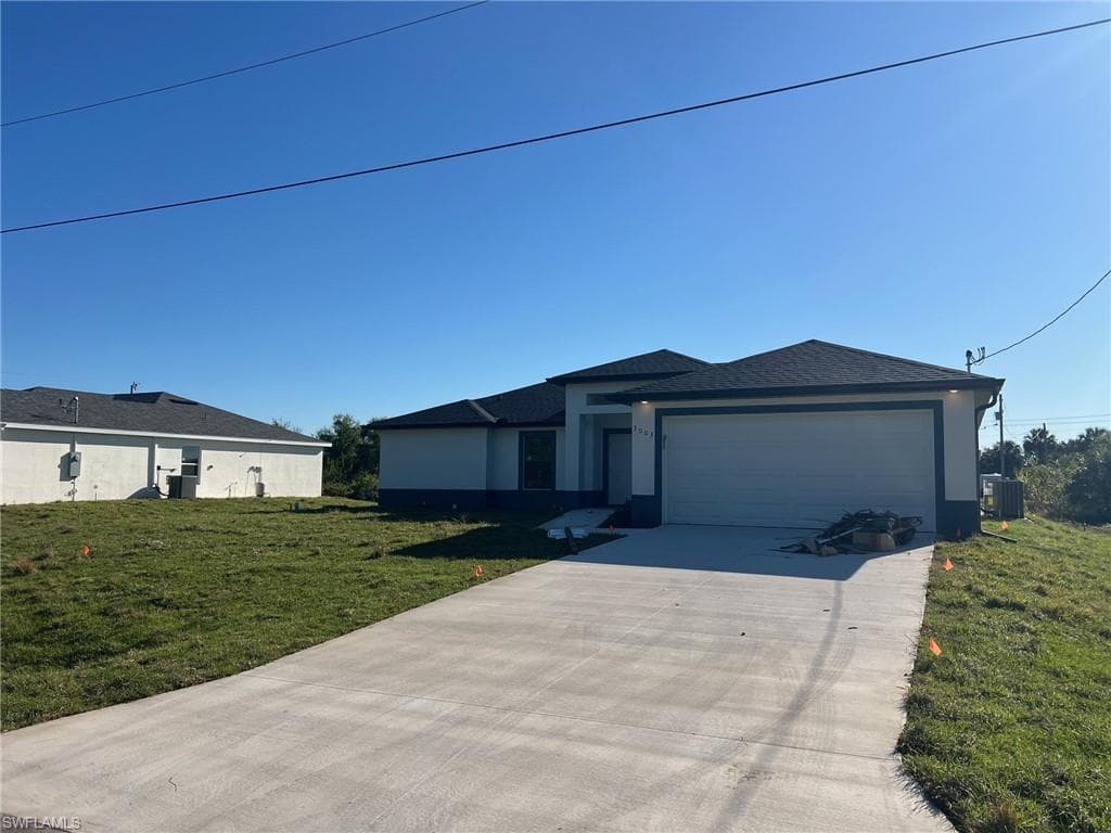3003 Olive AVE S LEHIGH ACRES, FL 33976