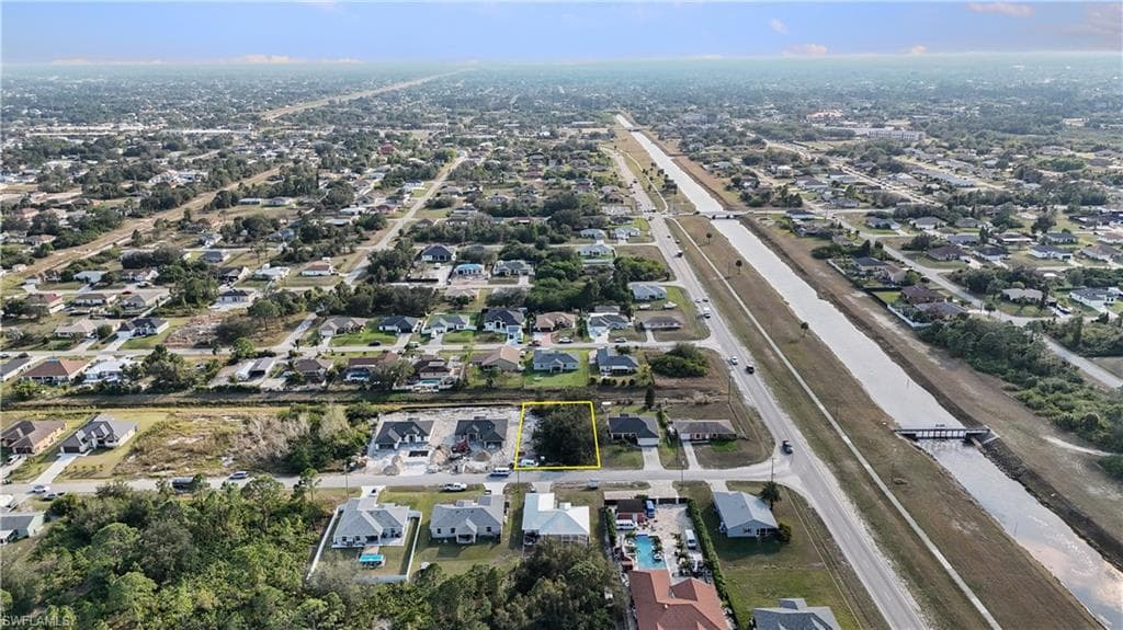 3315 16th ST W LEHIGH ACRES, FL 33971