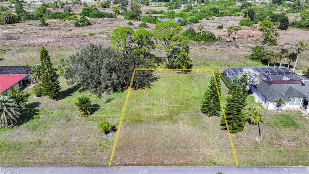 731 Mirror Lakes DR LEHIGH ACRES, FL 33974