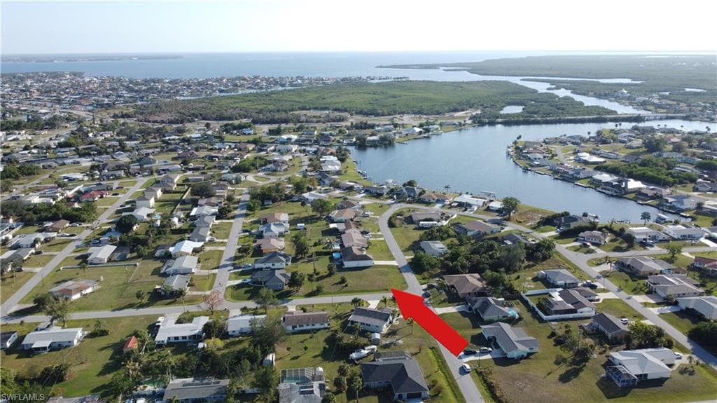 273 Reading ST NW PORT CHARLOTTE, FL 33952