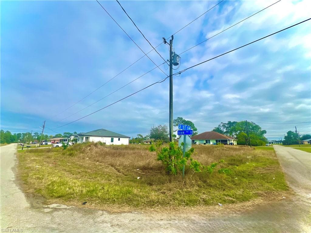 133/135 Ivan AVE S LEHIGH ACRES, FL 33973