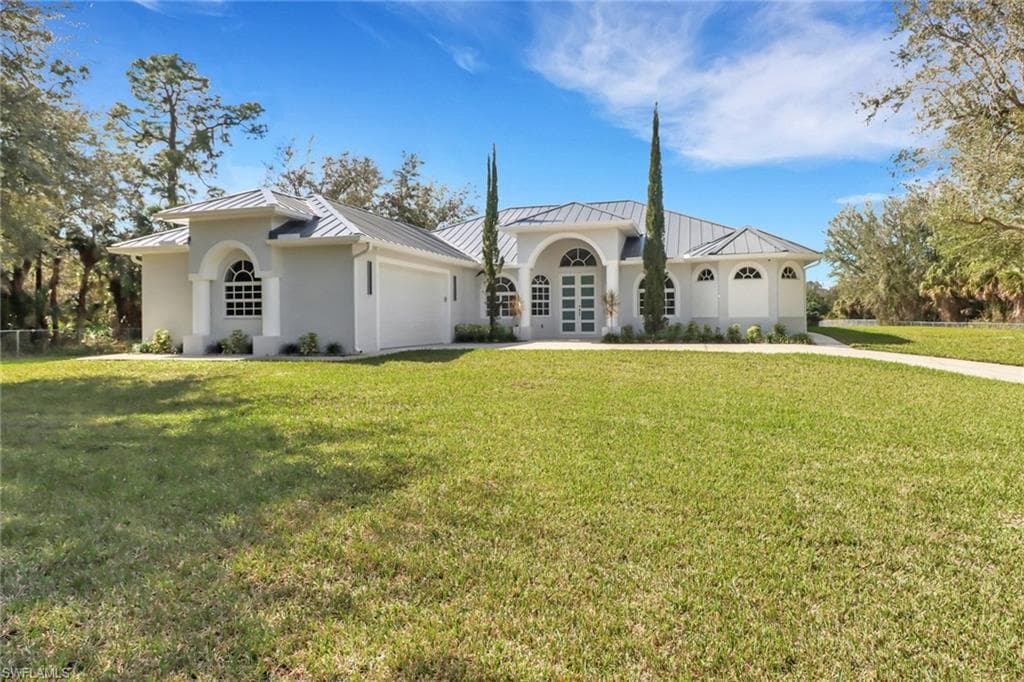 1687 Everglades BLVD S NAPLES, FL 34117