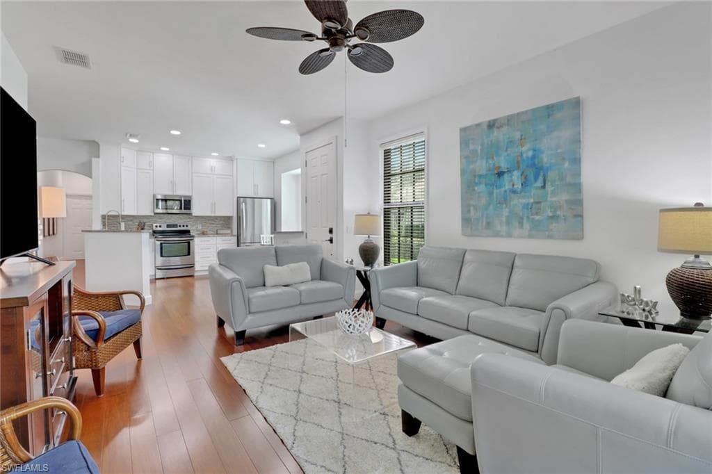 7800 Woodbrook CIR 2501 NAPLES, FL 34104
