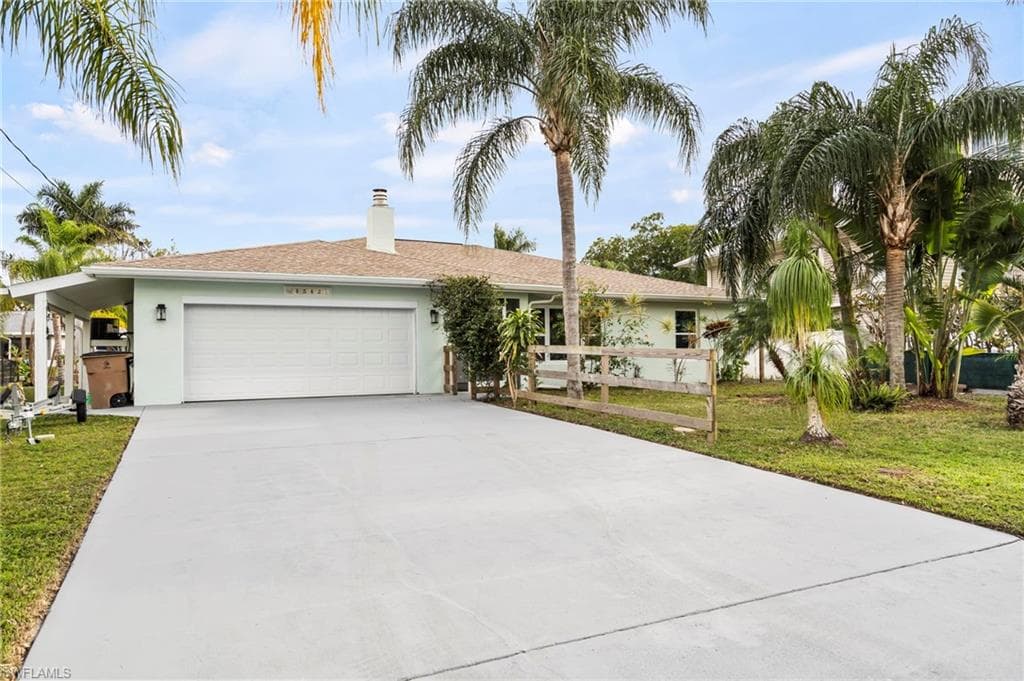 4542 E Riverside DR FORT MYERS, FL 33905