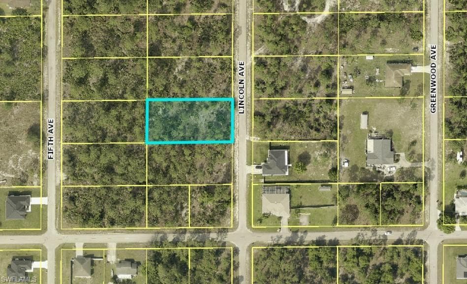 1427 Lincoln AVE LEHIGH ACRES, FL 33972