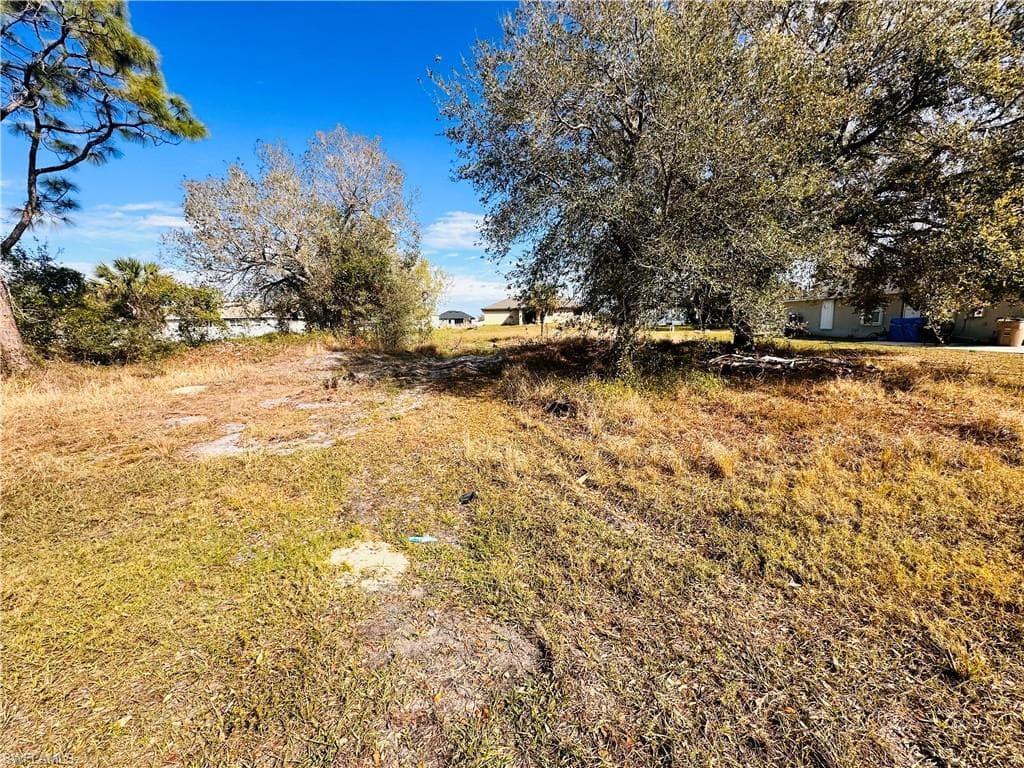 2506 51st ST SW LEHIGH ACRES, FL 33976