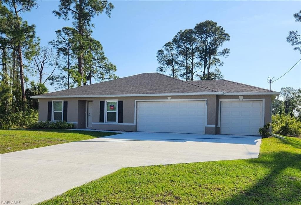 309 Hermosa AVE LEHIGH ACRES, FL 33974