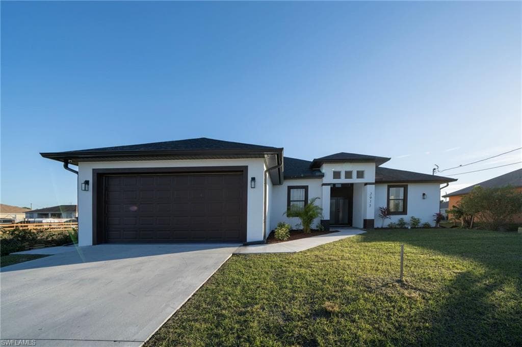 2915 5th ST SW LEHIGH ACRES, FL 33976