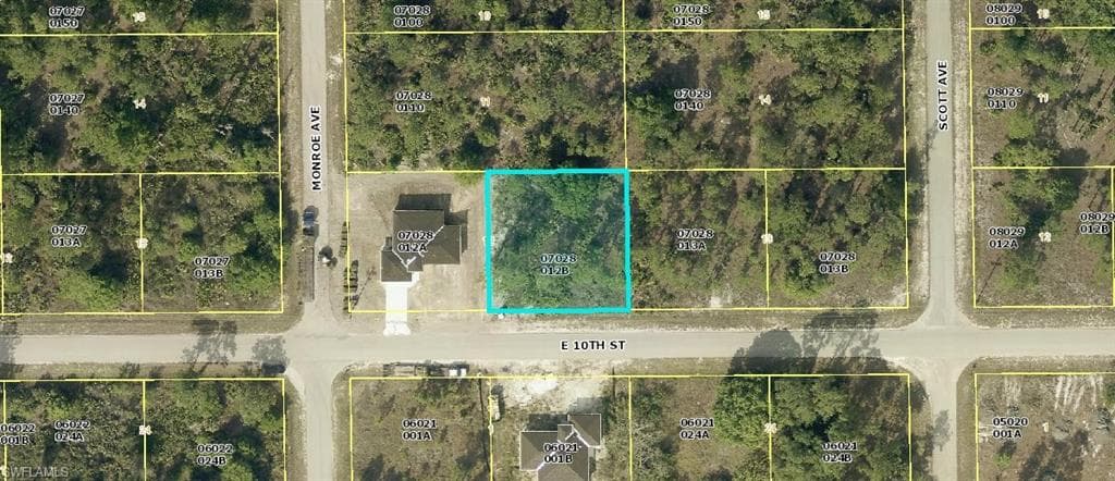 3803 E 10th ST LEHIGH ACRES, FL 33972