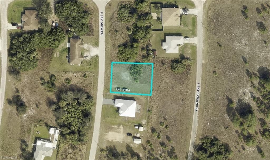 713 Fleming AVE S LEHIGH ACRES, FL 33974
