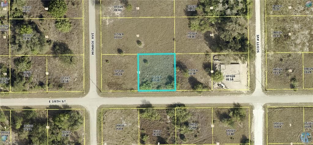 3803 18th ST LEHIGH ACRES, FL 33972