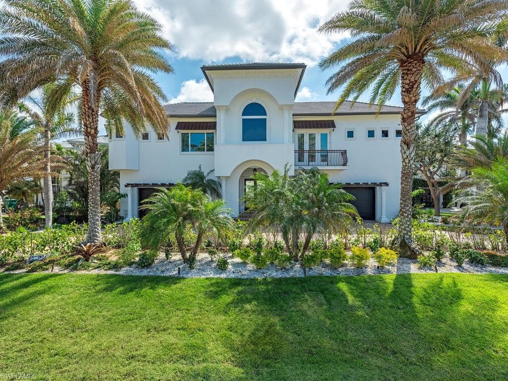 140 Conners AVE NAPLES, FL 34108